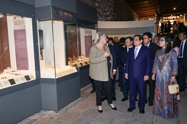 Thủ tướng Phạm Minh Chính tham quan bảo tàng các nền văn minh ở Thổ Nhĩ Kỳ- Ảnh 1.