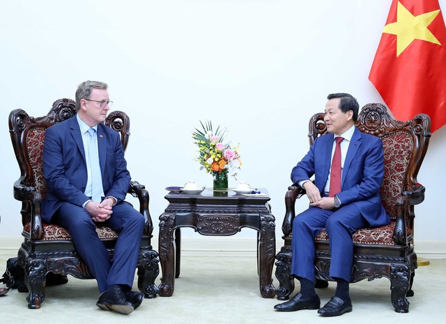 Phó Thủ tướng Lê Minh Khái tiếp Thủ hiến Bang Thuringia, Cộng hòa Liên bang Đức - Ảnh 2.