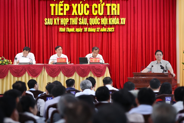 Thủ tướng Phạm Minh Chính tiếp xúc cử tri sau kỳ họp thứ sáu Quốc hội khóa XV- Ảnh 2.