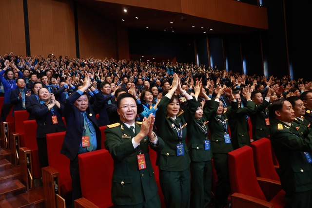 Đại hội Công đoàn Việt Nam lần thứ XIII: Chuyển hướng mạnh mẽ trong hoạt động công đoàn- Ảnh 3.