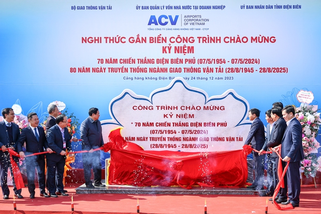 Thủ tướng Phạm Minh Chính tuyên bố khánh thành 4 dự án giao thông quan trọng- Ảnh 5.
