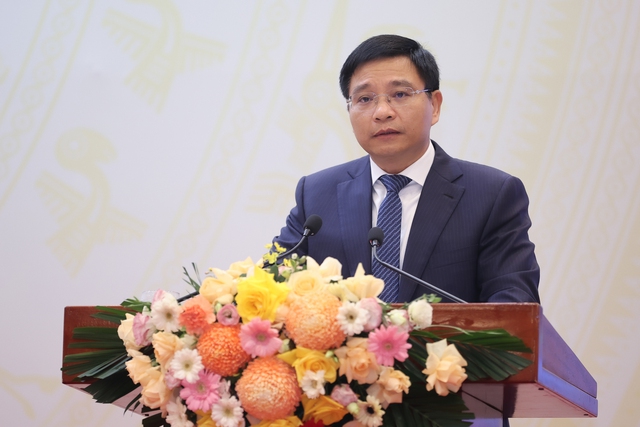 Thủ tướng Phạm Minh Chính dự Hội nghị tổng kết năm 2023, triển khai kế hoạch năm 2024 của Bộ GTVT- Ảnh 2.