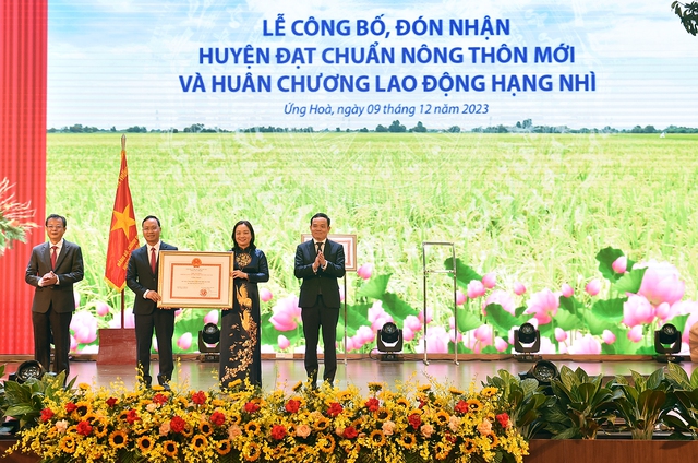 Huyện Ứng Hòa đạt chuẩn nông thôn mới, đón Huân chương Lao động hạng Nhì- Ảnh 4.