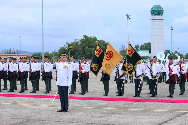Thủ tướng Phạm Minh Chính bắt đầu chuyến thăm chính thức Brunei Darussalam - Ảnh 4. Thủ tướng Phạm Minh Chính bắt đầu chuyến thăm chính thức Brunei Darussalam - Ảnh 4.