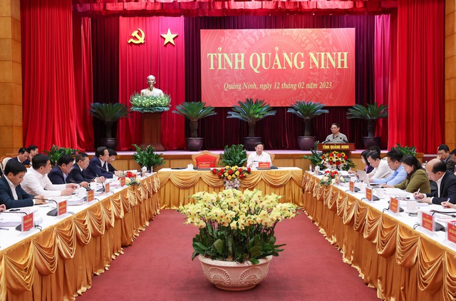 Phó Thủ tướng Trần Hồng Hà yêu cầu báo cáo tình trạng thiếu cát ở miền Trung và Tây Nam Bộ - Ảnh 1.