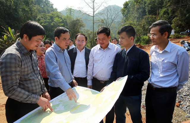 Phó Thủ tướng Trần Lưu Quang khảo sát các chương trình MTQG tại Bắc Kạn - Ảnh 2.