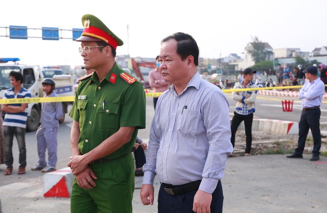 Khẩn trương khắc phục hậu quả vụ TNGT thảm khốc làm 8 người tử vong tại Quảng Nam - Ảnh 4.