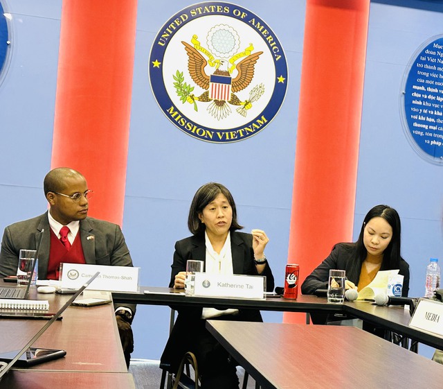 Đại diện Thương mại Hoa Kỳ Katherine Tai: “Nhìn thấy rõ tinh thần tự cường của đất nước Việt Nam” - Ảnh 1.