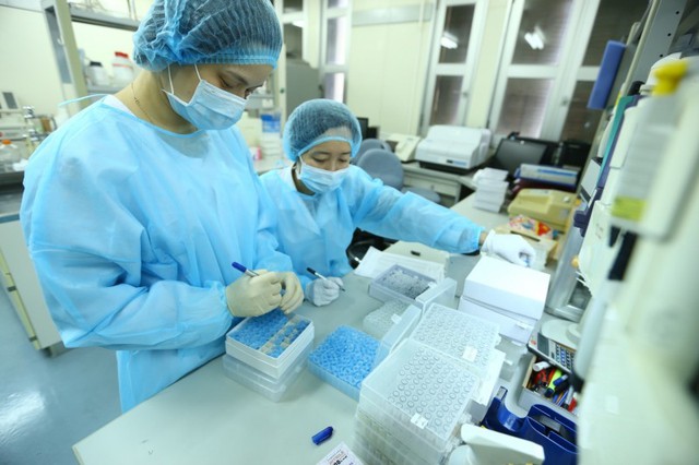 Ý kiến của Cục Y tế dự phòng về kiến nghị "nuôi cấy virus SARS-CoV-2 trong phòng xét nghiệm an toàn sinh học của TPHCM" - Ảnh 1.