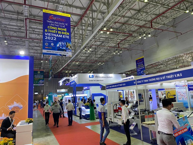 Hơn 300 doanh nghiệp tham gia Triển lãm quốc tế về ngành điện, năng lượng xanh - Ảnh 1.