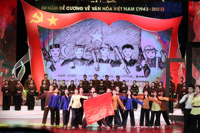 Thủ tướng: Nền văn hóa Việt Nam đã luôn và sẽ là sức mạnh trường tồn của dân tộc - Ảnh 9.