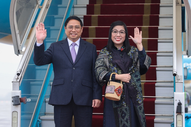 Thủ tướng lên đường thăm chính thức Cộng hòa Singapore và Brunei Darussalam - Ảnh 1.