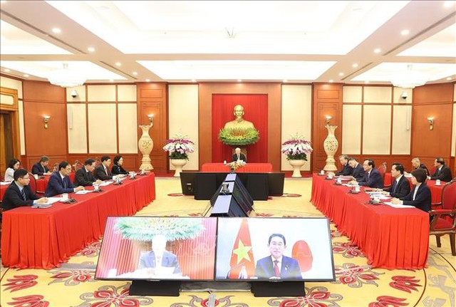 Tổng Bí thư Nguyễn Phú Trọng hội đàm trực tuyến cấp cao với Chủ tịch Đảng Dân chủ Tự do, Thủ tướng Nhật Bản - Ảnh 2.