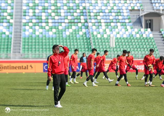 U20 Việt Nam sẵn sàng cho thử thách đầu tiên - Ảnh 3.
