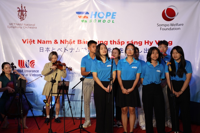 Trường Hy Vọng được Nhật Bản tài trợ dự án giáo dục bằng âm nhạc - Ảnh 2. Trường Hy Vọng được Nhật Bản tài trợ dự án giáo dục bằng âm nhạc - Ảnh 2.