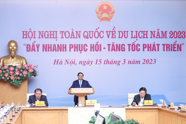 Thủ tướng Phạm Minh Chính: Phát triển du lịch Việt Nam phải đặt trong tổng thể phát triển du lịch của thế giới và khu vực, có tính liên kết cao, bổ trợ lẫn nhau, đồng thời chủ động trước những tình huống đột xuất, bất ngờ - Ảnh: VGP/Nhật Bắc