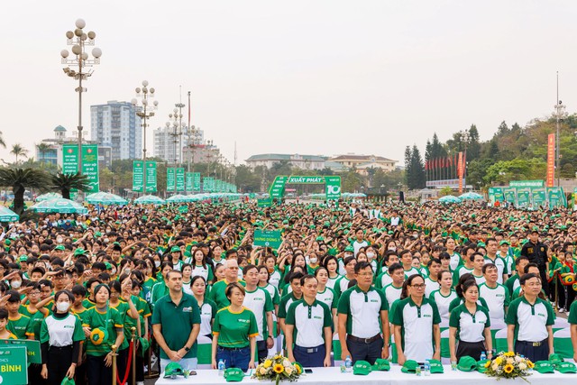 7.500 người tham gia Ngày hội đi bộ Nestlé MILO tại Nghệ An - Ảnh 1.