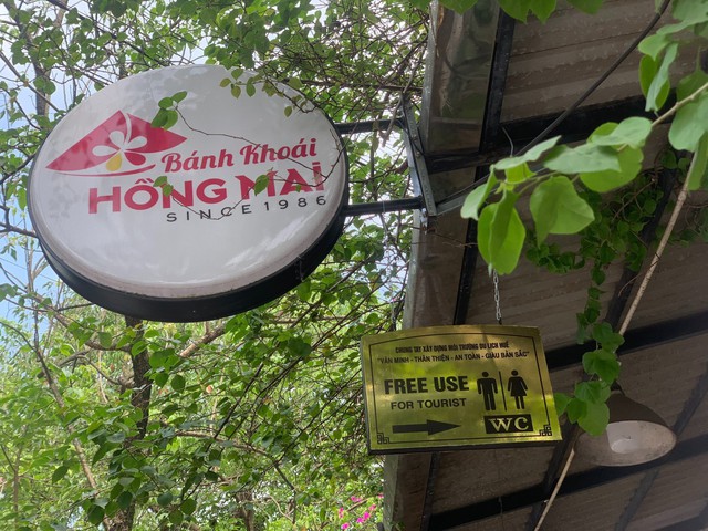 Thành phố Huế khởi động hàng trăm điểm vệ sinh miễn phí cho du khách - Ảnh 3. Thành phố Huế khởi động hàng trăm điểm vệ sinh miễn phí cho du khách - Ảnh 3.