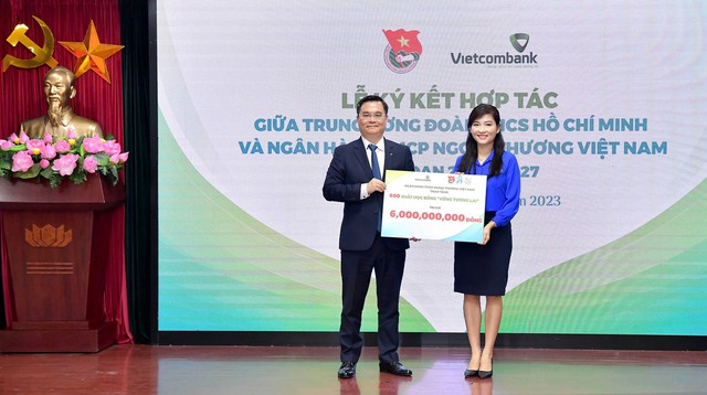 Vietcombank và Trung ương Đoàn TNCS Hồ Chí Minh ký kết hợp tác giai đoạn 2023-2027 - Ảnh 2.