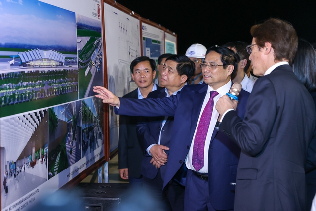 Khai thác nhà ga mới sân bay Phú Bài trong dịp 30/4 sắp tới - Ảnh 1.