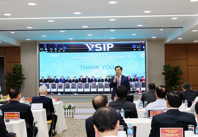 Chuyển đổi mô hình phát triển, tiến lên phân khúc cao hơn trong chuỗi giá trị công nghiệp - Ảnh 3. Chuyển đổi mô hình phát triển, tiến lên phân khúc cao hơn trong chuỗi giá trị công nghiệp - Ảnh 3.