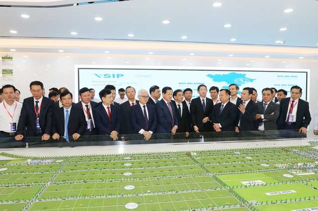 Chuyển đổi mô hình phát triển, tiến lên phân khúc cao hơn trong chuỗi giá trị công nghiệp - Ảnh 5. Chuyển đổi mô hình phát triển, tiến lên phân khúc cao hơn trong chuỗi giá trị công nghiệp - Ảnh 5.