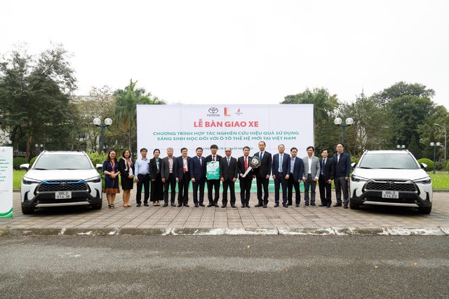 Toyota Việt Nam nỗ lực giảm phát thải bằng nhiên liệu xanh - Ảnh 2.