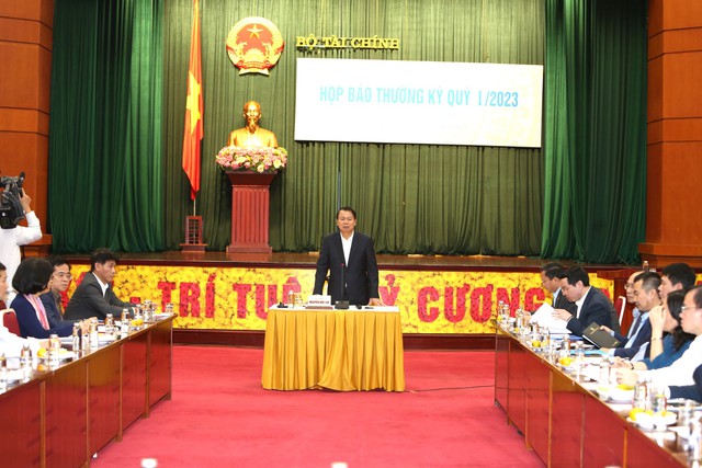 Thu ngân sách quý I tăng 1,3% so với cùng kỳ - Ảnh 1. Thu ngân sách quý I tăng 1,3% so với cùng kỳ - Ảnh 1.