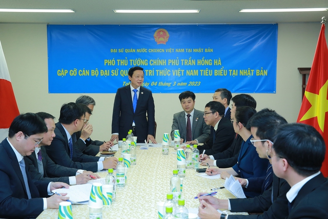 Phó Thủ tướng Trần Hồng Hà gặp gỡ đại diện Hội Trí thức Việt Nam tại Nhật Bản - Ảnh 1.