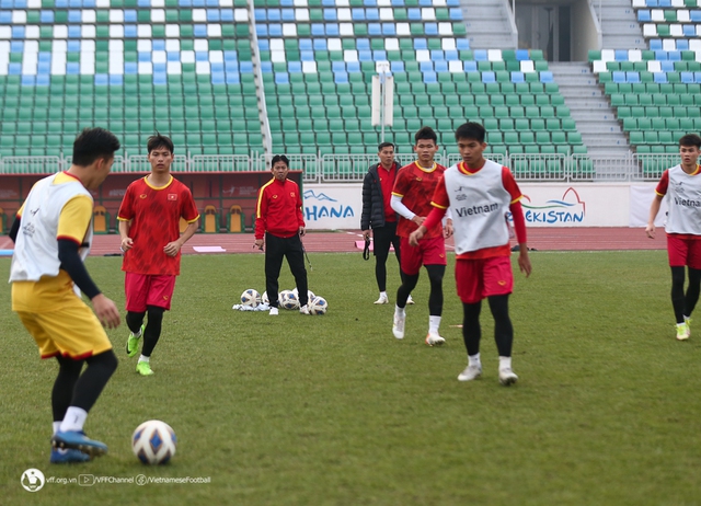 U20 Việt Nam: Chơi 1 trận hết mình với Iran để tiến vào vòng trong - Ảnh 1. U20 Việt Nam: Chơi 1 trận hết mình với Iran để tiến vào vòng trong - Ảnh 1.