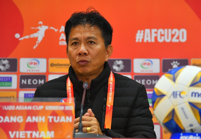 HLV Hoàng Anh Tuấn: Nhiều cầu thủ U20 Việt Nam cho thấy tiềm năng lớn, lứa trẻ này sẽ đóng góp rất nhiều cho đội tuyển quốc gia - Ảnh 2.