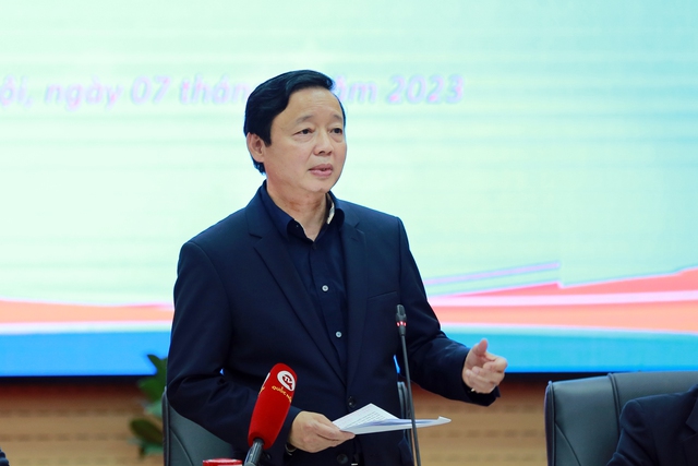 Người dân phải được thụ hưởng lợi ích từ quá trình chuyển dịch đất đai - Ảnh 1. Người dân phải được thụ hưởng lợi ích từ quá trình chuyển dịch đất đai - Ảnh 1.
