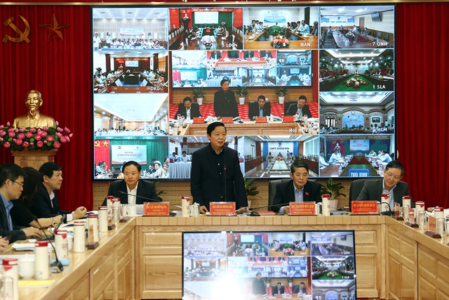 Người dân phải được thụ hưởng lợi ích từ quá trình chuyển dịch đất đai - Ảnh 4. Người dân phải được thụ hưởng lợi ích từ quá trình chuyển dịch đất đai - Ảnh 4.