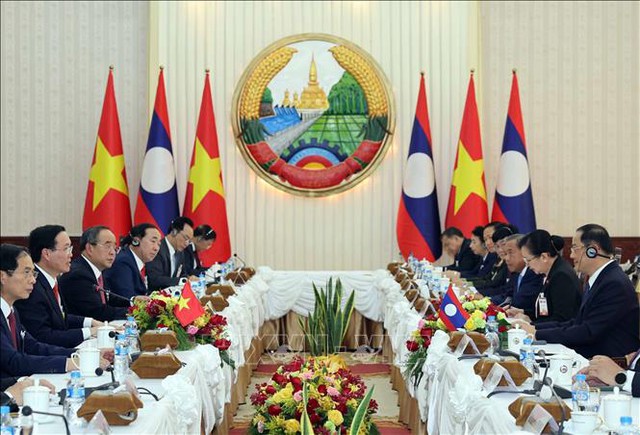 Chủ tịch nước Võ Văn Thưởng hội kiến Thủ tướng, Chủ tịch Quốc hội Lào - Ảnh 1.