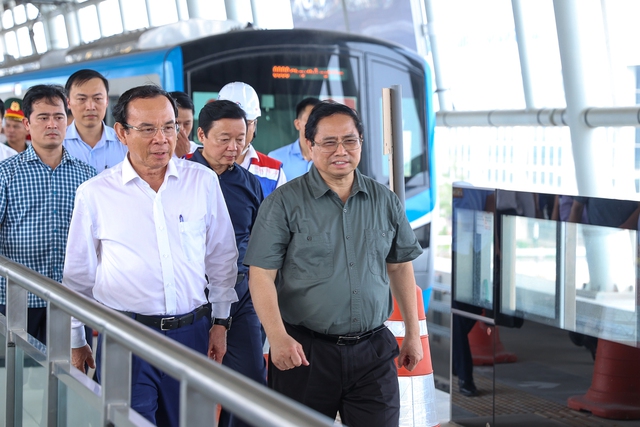 Thủ tướng đi thử nghiệm tàu metro Bến Thành – Suối Tiên, thúc đẩy dự án nút giao thông lớn nhất TPHCM - Ảnh 5.