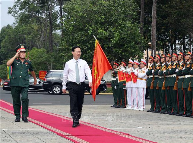 Chủ tịch nước Võ Văn Thưởng thăm và làm việc tại Quân khu 9 - Ảnh 1.