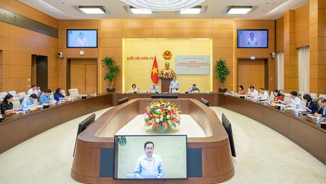 Phó Chủ tịch Thường trực Quốc hội Trần Thanh Mẫn làm việc với Bộ GD&ĐT về giáo dục phổ thông - Ảnh 1.