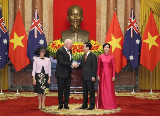 Chủ tịch nước Võ Văn Thưởng chủ trì lễ đón Toàn quyền Australia David Hurley - Ảnh 7.