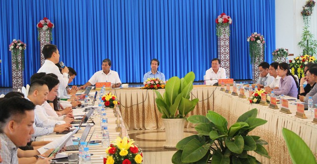Đoàn công tác của Chính phủ làm việc với tỉnh Trà Vinh về tình hình sản xuất kinh doanh, đầu tư công - Ảnh 1.