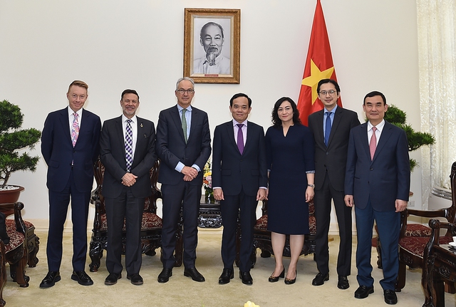 Phó Thủ tướng Trần Lưu Quang tiếp Đặc phái viên của Chính phủ Australia - Ảnh 2.