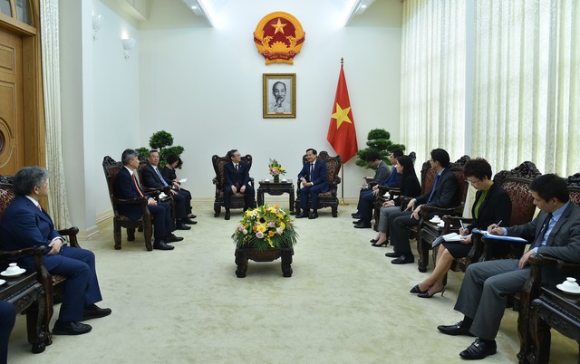 Phó Thủ tướng Lê Minh Khái đề nghị MUFG kêu gọi 'sếu lớn' Nhật Bản tiếp tục đến Việt Nam 'làm tổ' - Ảnh 2.
