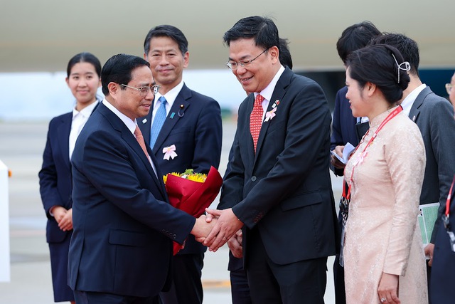 Thủ tướng Phạm Minh Chính tới Hiroshima bắt đầu dự Hội nghị Thượng đỉnh G7 và làm việc tại Nhật Bản - Ảnh 3.