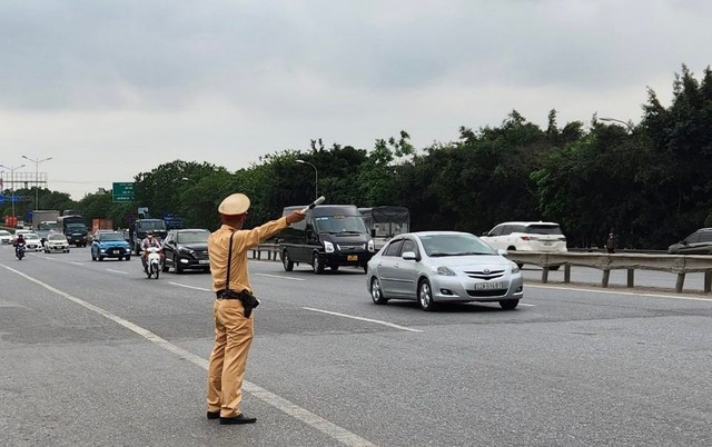 Chủ động các phương án đón nhân dân trở lại Thủ đô - Ảnh 2.