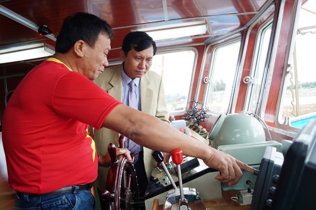 Quảng Ngãi: Gần 99% tàu cá đã lắp thiết bị giám sát hành trình - Ảnh 1.