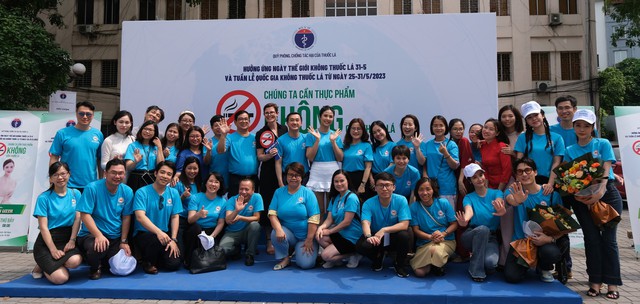 Nói không với thuốc lá điện tử, thuốc lá nung nóng để bảo vệ thế hệ trẻ - Ảnh 1. Nói không với thuốc lá điện tử, thuốc lá nung nóng để bảo vệ thế hệ trẻ - Ảnh 1.