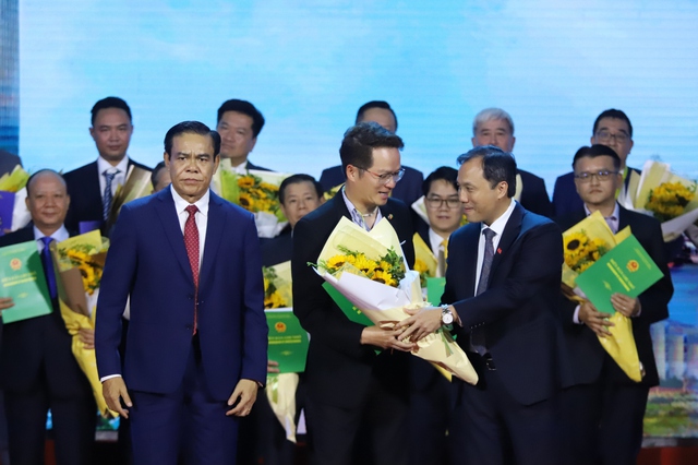 Chủ tịch FPT hiến kế đưa Hà Tĩnh thành ‘cực tăng trưởng’ vùng Bắc Trung Bộ - Ảnh 1.