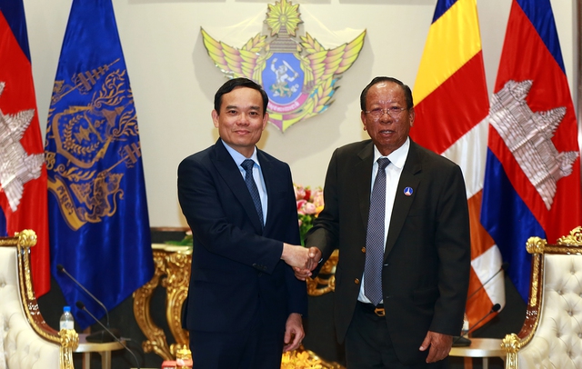 Việt Nam, Campuchia tăng cường giao lưu nhân dân để vun đắp quan hệ hữu nghị truyền thống - Ảnh 1.