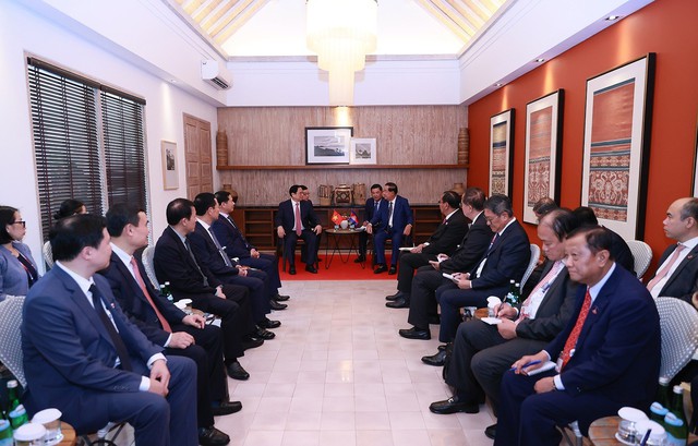 Thủ tướng Phạm Minh Chính gặp Thủ tướng Campuchia Hun Sen  - Ảnh 3.
