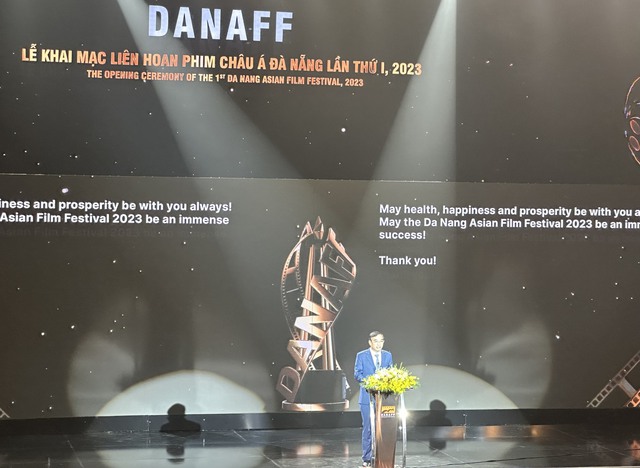 Khai mạc Liên hoan phim châu Á Đà Nẵng lần thứ nhất ấn tượng, đặc sắc - Ảnh 1.
