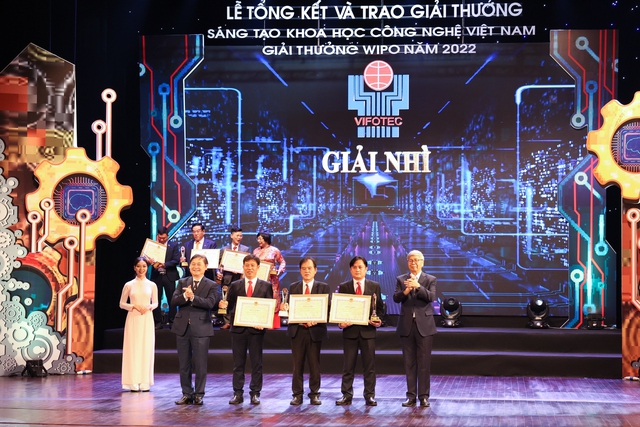 EVNCPC có 4 công trình đạt Giải thưởng sáng tạo KHCN Việt Nam - Ảnh 2.